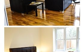 Luxury 2 Bed 2 Bath - Free Parking - 5Min To Airport - Sleeps 6